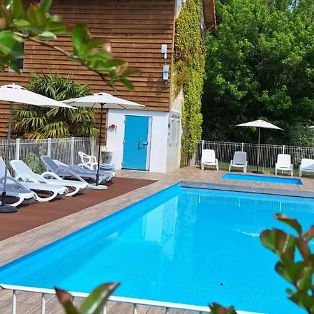 Camping Confortable Avec Terrasse A - Api-1-52-527 *