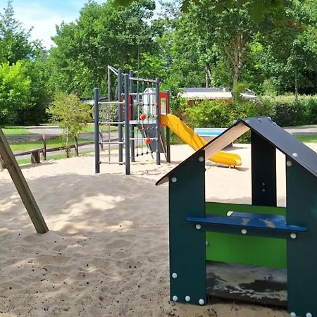 Camping Confortable Avec Terrasse A - Api-1-52-527 Saint-Julien-en-Born